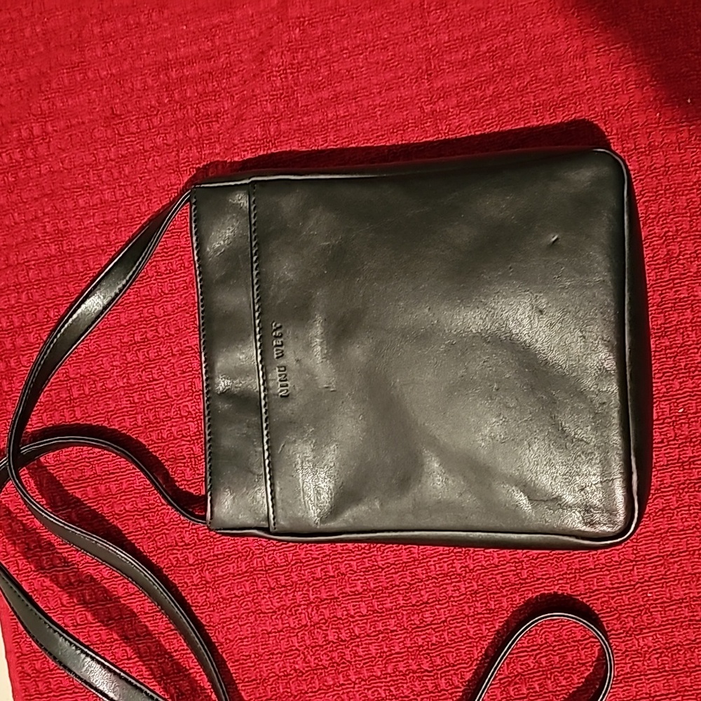 Nine West black leather cross body